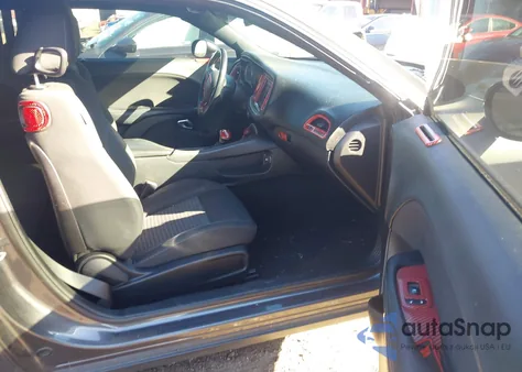 2019 Dodge Challenger Sxt z USA, uszkodzony, nr VIN 2C3CDZAG9KH672126